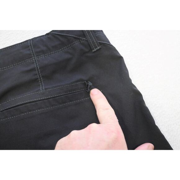 Tommy Bahama Golf Shorts 100% Polyester Stretch Black 10" INS Mens Sz 36 - Picture 7 of 7